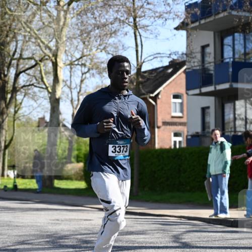 12.04.2026 - 45. Internationalen Wilhelmsburger Insellauf J. Mangold http://msf.ph/oto/9466247 12.04.2026 11:00:28 Ziel 2646, 4991, 4993, 3953, 3373, 4632, 2389, 3725, 5581, 3463 meine-sportfotos.de