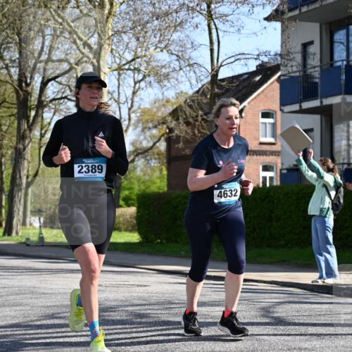 12.04.2026 - 45. Internationalen Wilhelmsburger Insellauf J. Mangold http://msf.ph/oto/9466273 12.04.2026 11:00:33 Ziel 3953, 3373, 4632, 2389, 3725, 5581, 5581, 3463, 2229, 3660 meine-sportfotos.de