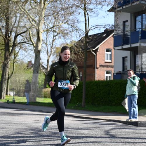 12.04.2026 - 45. Internationalen Wilhelmsburger Insellauf J. Mangold http://msf.ph/oto/9466300 12.04.2026 11:00:36 Ziel 3953, 3373, 4632, 2389, 3725, 5581, 3463, 2229, 3660, 2880 meine-sportfotos.de
