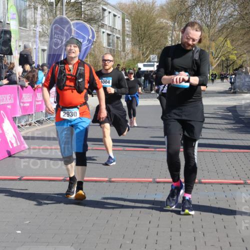 12.04.2026 - 45. Internationalen Wilhelmsburger Insellauf Strokosch-Dieckow http://msf.ph/oto/9466312 12.04.2026 10:59:58 Ziel 5419, 2931, 2930, 4004, 2858, 5699, 5698 meine-sportfotos.de