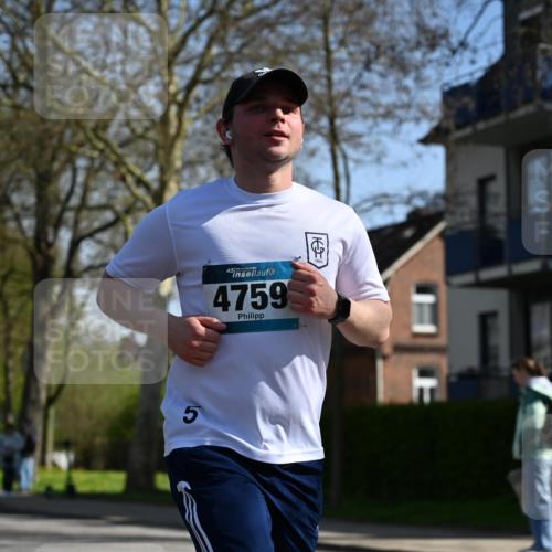 12.04.2026 - 45. Internationalen Wilhelmsburger Insellauf J. Mangold http://msf.ph/oto/9466450 12.04.2026 11:02:08 Ziel 2417, 5605, 4613, 3178, 4759, 4630, 4069, 2985, 3505, 3009, 2962, 2919, 2418, 2398, 4595, 4597, 4825, 2122, 3878, 2016 meine-sportfotos.de