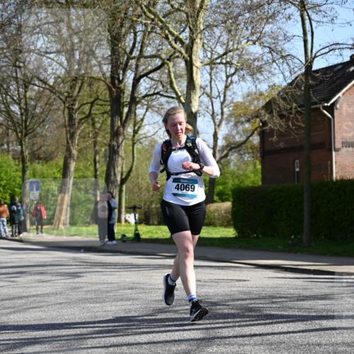 12.04.2026 - 45. Internationalen Wilhelmsburger Insellauf J. Mangold http://msf.ph/oto/9466472 12.04.2026 11:02:12 Ziel 5605, 4613, 3178, 4759, 4630, 4069, 2985, 3505, 3009, 2962, 2919, 2418, 2398, 4595, 4597, 4825, 2122, 3878, 2016, 3052, 4513 meine-sportfotos.de