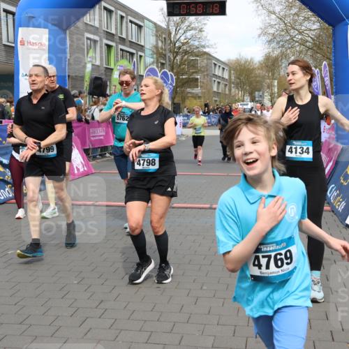 12.04.2026 - 45. Internationalen Wilhelmsburger Insellauf Strokosch-Dieckow http://msf.ph/oto/9466508 12.04.2026 13:11:18 Ziel 4769, 4798, 4134, 4799, 5681, 2897, 3462, 5160, 5768, 3243, 4916 meine-sportfotos.de