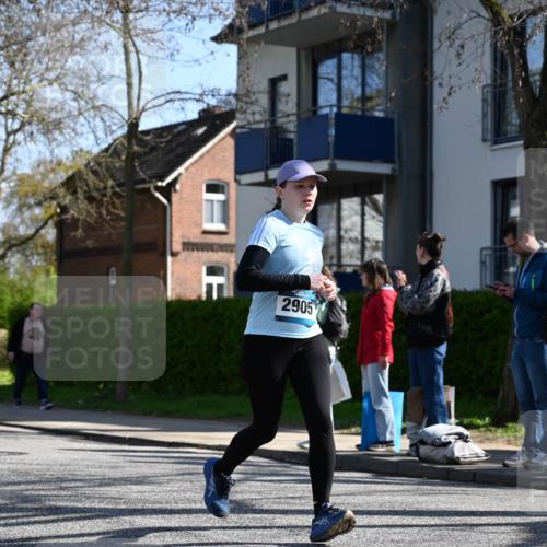 12.04.2026 - 45. Internationalen Wilhelmsburger Insellauf J. Mangold http://msf.ph/oto/9466532 12.04.2026 11:02:22 Ziel 4759, 4630, 4069, 2985, 3505, 3009, 2962, 2919, 2418, 2398, 4595, 4597, 4825, 2122, 3878, 2016, 3052, 3052, 4513, 2168, 3910, 3700, 3716, 3223, 4246 meine-sportfotos.de