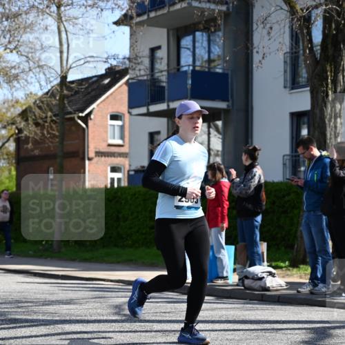 12.04.2026 - 45. Internationalen Wilhelmsburger Insellauf J. Mangold http://msf.ph/oto/9466533 12.04.2026 11:02:22 Ziel 4759, 4630, 4069, 2985, 3505, 3009, 2962, 2919, 2418, 2398, 4595, 4597, 4825, 2122, 3878, 2016, 3052, 3052, 4513, 2168, 3910, 3700, 3716, 3223, 4246 meine-sportfotos.de