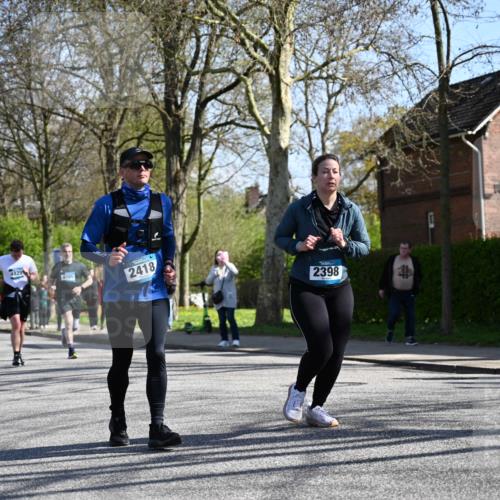 12.04.2026 - 45. Internationalen Wilhelmsburger Insellauf J. Mangold http://msf.ph/oto/9466545 12.04.2026 11:02:23 Ziel 4759, 4630, 4069, 2985, 3505, 3009, 2962, 2919, 2418, 2398, 4595, 4597, 4825, 2122, 3878, 2016, 3052, 4513, 2168, 3910, 3700, 3716, 3223, 4246 meine-sportfotos.de