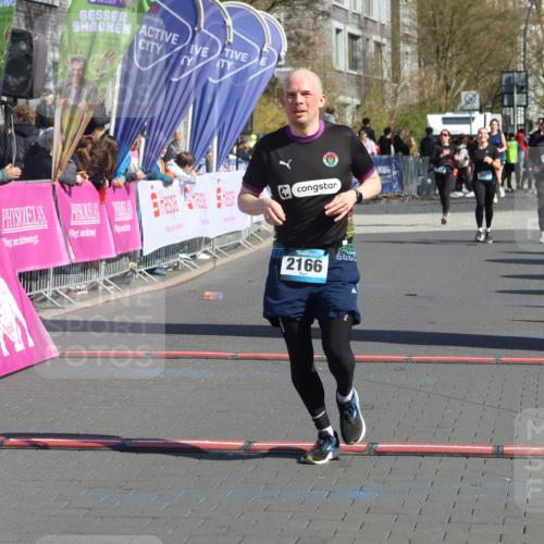 12.04.2026 - 45. Internationalen Wilhelmsburger Insellauf Strokosch-Dieckow http://msf.ph/oto/9466598 12.04.2026 11:00:33 Ziel 2166 meine-sportfotos.de