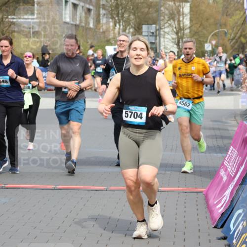 12.04.2026 - 45. Internationalen Wilhelmsburger Insellauf Strokosch-Dieckow http://msf.ph/oto/9466731 12.04.2026 13:10:57 Ziel 5612, 3338, 5704, 4578, 4579, 4356, 3445, 3446, 4562, 3654, 3269, 4552, 3285, 3288 meine-sportfotos.de