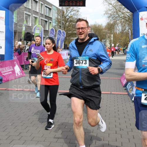 12.04.2026 - 45. Internationalen Wilhelmsburger Insellauf Strokosch-Dieckow http://msf.ph/oto/9466857 12.04.2026 13:10:39 Ziel 2743, 3673, 4961, 3919, 3793, 3549, 5646, 5287, 4910, 4278, 4935 meine-sportfotos.de