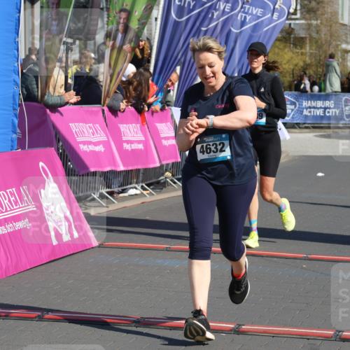 12.04.2026 - 45. Internationalen Wilhelmsburger Insellauf Strokosch-Dieckow http://msf.ph/oto/9466861 12.04.2026 11:01:02 Ziel 3373, 4632, 2389, 3725 meine-sportfotos.de