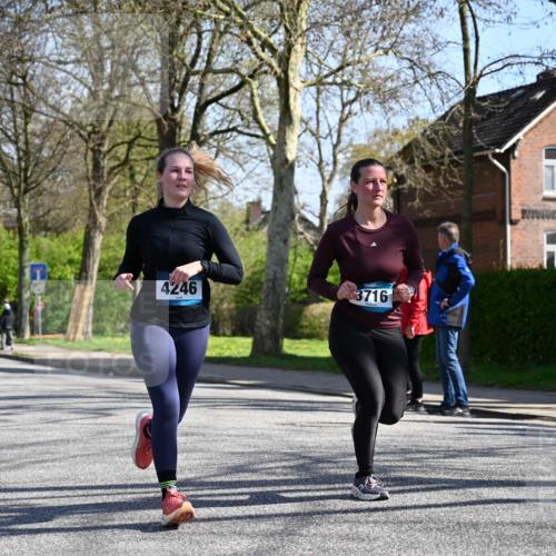 12.04.2026 - 45. Internationalen Wilhelmsburger Insellauf J. Mangold http://msf.ph/oto/9466869 12.04.2026 11:03:00 Ziel 4513, 2168, 3910, 3700, 3716, 3223, 4246, 4382, 5816, 3384, 2950, 5460, 4141, 2422, 4732 meine-sportfotos.de