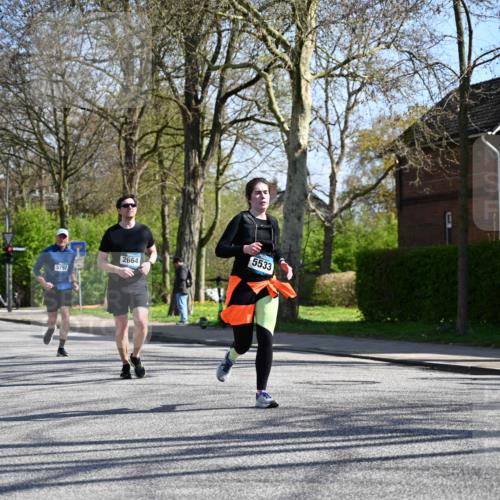 12.04.2026 - 45. Internationalen Wilhelmsburger Insellauf J. Mangold http://msf.ph/oto/9467054 12.04.2026 11:04:06 Ziel 2221, 3027, 3015, 5533, 2664, 5792, 4059, 4489, 4686, 3615, 2211, 3978, 4484, 4486, 3678, 2204, 5570, 3679 meine-sportfotos.de