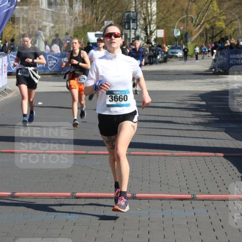 12.04.2026 - 45. Internationalen Wilhelmsburger Insellauf Strokosch-Dieckow http://msf.ph/oto/9467141 12.04.2026 11:01:36 Ziel 2229, 3660, 2880 meine-sportfotos.de