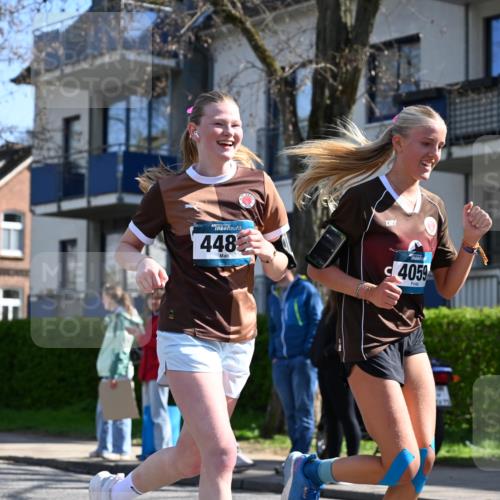 12.04.2026 - 45. Internationalen Wilhelmsburger Insellauf J. Mangold http://msf.ph/oto/9467170 12.04.2026 11:04:18 Ziel 3027, 3015, 5533, 2664, 5792, 4059, 4489, 4686, 3615, 2211, 3978, 4484, 4486, 3678, 2204, 5570, 3679, 3679, 3064, 2225 meine-sportfotos.de
