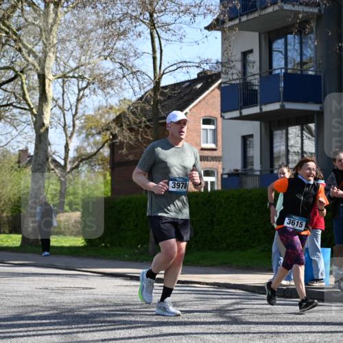 12.04.2026 - 45. Internationalen Wilhelmsburger Insellauf J. Mangold http://msf.ph/oto/9467175 12.04.2026 11:04:22 Ziel 5533, 2664, 5792, 4059, 4489, 4686, 3615, 2211, 3978, 4484, 4486, 3678, 2204, 5570, 3679, 3064, 2225, 2203, 2415 meine-sportfotos.de
