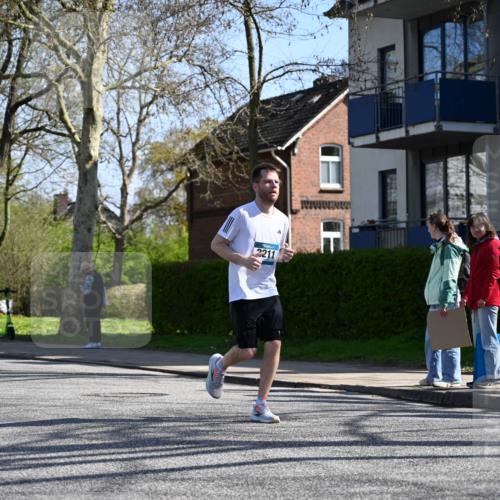 12.04.2026 - 45. Internationalen Wilhelmsburger Insellauf J. Mangold http://msf.ph/oto/9467197 12.04.2026 11:04:27 Ziel 4059, 4489, 4686, 3615, 2211, 3978, 4484, 4486, 3678, 2204, 5570, 3679, 3064, 2225, 2203, 2415, 3130, 4286, 4516, 5043 meine-sportfotos.de