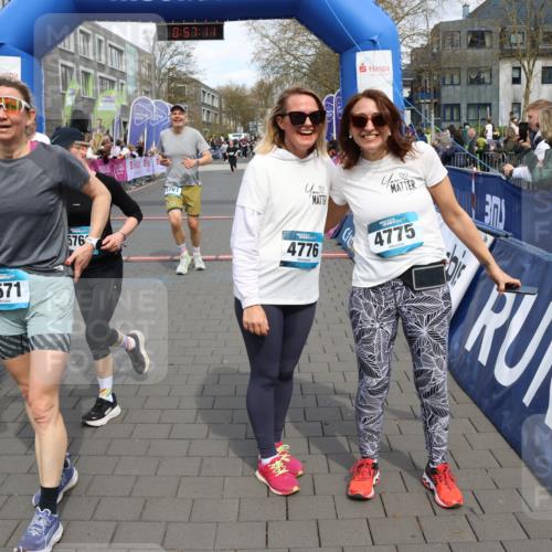 12.04.2026 - 45. Internationalen Wilhelmsburger Insellauf Strokosch-Dieckow http://msf.ph/oto/9467312 12.04.2026 13:10:11 Ziel 5760, 3019, 3440, 5761, 4335 meine-sportfotos.de