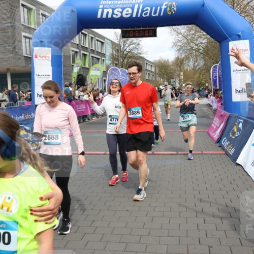 12.04.2026 - 45. Internationalen Wilhelmsburger Insellauf Strokosch-Dieckow http://msf.ph/oto/9467369 12.04.2026 13:10:07 Ziel 3056, 2688, 4776, 2689, 5095, 3571, 5760, 3019, 3440, 5761, 4335 meine-sportfotos.de