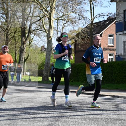 12.04.2026 - 45. Internationalen Wilhelmsburger Insellauf J. Mangold http://msf.ph/oto/9467375 12.04.2026 11:05:02 Ziel 2225, 2203, 2415, 3130, 4286, 4516, 5043, 2730, 2193, 4440, 4870, 2530, 3743, 3743, 5748, 4464, 5810, 3322, 3420, 3920, 2267 meine-sportfotos.de
