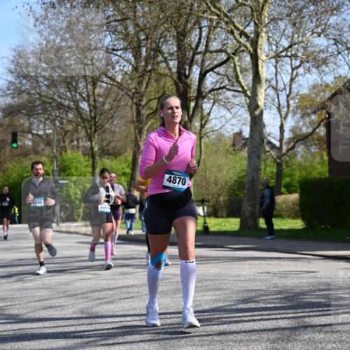 12.04.2026 - 45. Internationalen Wilhelmsburger Insellauf J. Mangold http://msf.ph/oto/9467416 12.04.2026 11:05:07 Ziel 2203, 2415, 3130, 4286, 4516, 5043, 2730, 2193, 4440, 4870, 2530, 3743, 5748, 4464, 5810, 3322, 3420, 3920, 2267, 2268, 2767, 2481 meine-sportfotos.de