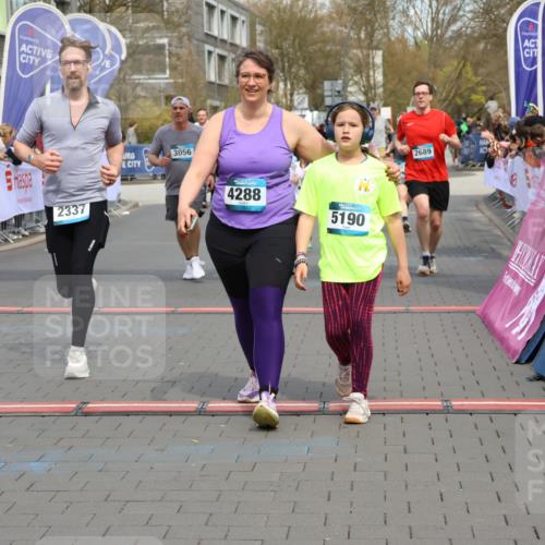 12.04.2026 - 45. Internationalen Wilhelmsburger Insellauf Strokosch-Dieckow http://msf.ph/oto/9467429 12.04.2026 13:10:02 Ziel 4288, 5190, 3121, 2337, 3056, 2688, 4776, 2689, 5095, 3571 meine-sportfotos.de
