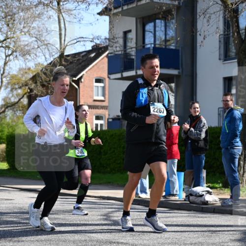 12.04.2026 - 45. Internationalen Wilhelmsburger Insellauf J. Mangold http://msf.ph/oto/9467506 12.04.2026 11:05:28 Ziel 5748, 4464, 5810, 3322, 3420, 3920, 2267, 2268, 2767, 2481, 2449, 4865, 4188, 2749, 4477, 4476, 5818, 3717 meine-sportfotos.de
