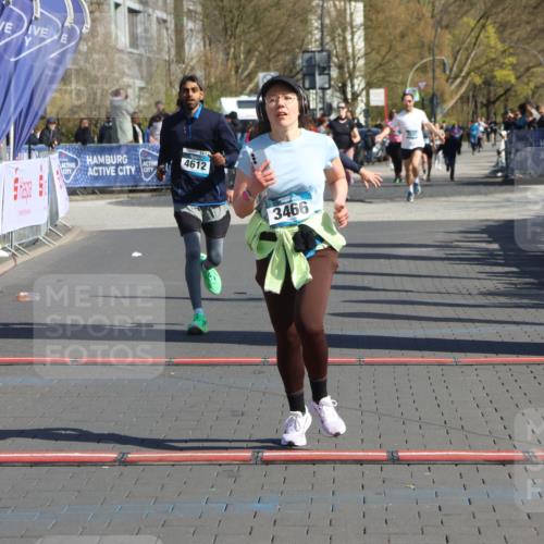 12.04.2026 - 45. Internationalen Wilhelmsburger Insellauf Strokosch-Dieckow http://msf.ph/oto/9467541 12.04.2026 11:02:12 Ziel 2271, 3466, 4612, 4019 meine-sportfotos.de