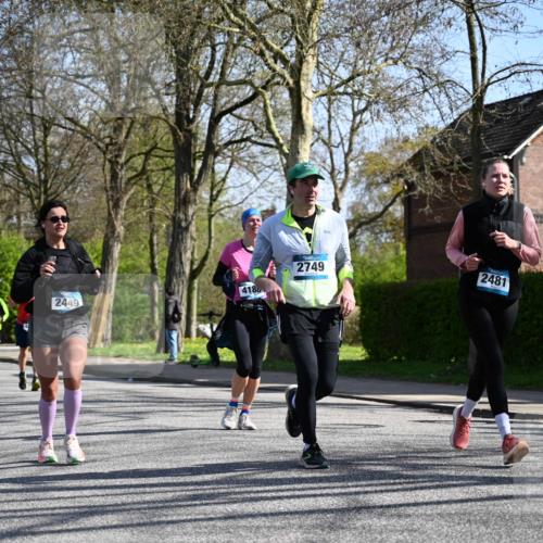 12.04.2026 - 45. Internationalen Wilhelmsburger Insellauf J. Mangold http://msf.ph/oto/9467548 12.04.2026 11:05:40 Ziel 3420, 3920, 2267, 2268, 2767, 2481, 2449, 4865, 4188, 2749, 4477, 4476, 5818, 3717, 2330 meine-sportfotos.de