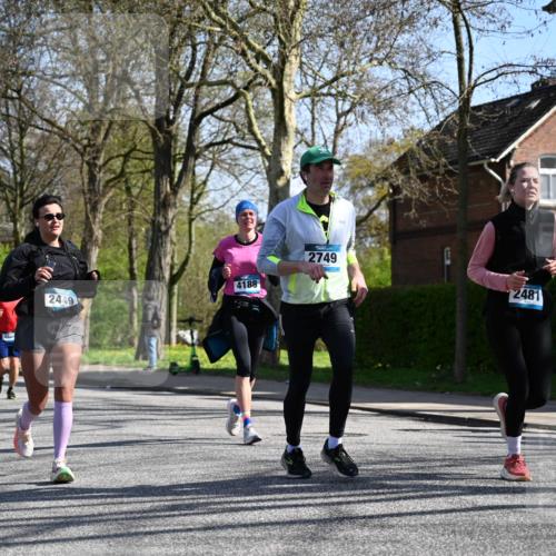 12.04.2026 - 45. Internationalen Wilhelmsburger Insellauf J. Mangold http://msf.ph/oto/9467550 12.04.2026 11:05:41 Ziel 3920, 2267, 2268, 2767, 2481, 2449, 4865, 4188, 2749, 4477, 4476, 5818, 3717, 2330 meine-sportfotos.de