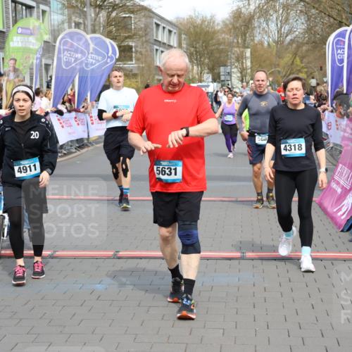 12.04.2026 - 45. Internationalen Wilhelmsburger Insellauf Strokosch-Dieckow http://msf.ph/oto/9467562 12.04.2026 13:09:54 Ziel 5631, 4318, 4911, 4857, 3076, 5682, 5611, 5108 meine-sportfotos.de
