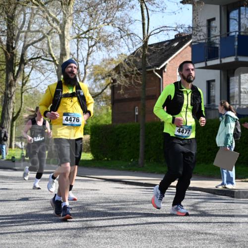 12.04.2026 - 45. Internationalen Wilhelmsburger Insellauf J. Mangold http://msf.ph/oto/9467604 12.04.2026 11:05:48 Ziel 3920, 2267, 2268, 2767, 2481, 2449, 4865, 4188, 2749, 4477, 4476, 5818, 3717, 2330, 3460, 4564, 3790 meine-sportfotos.de