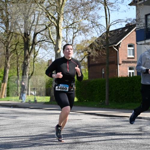 12.04.2026 - 45. Internationalen Wilhelmsburger Insellauf J. Mangold http://msf.ph/oto/9467670 12.04.2026 11:06:19 Ziel 2330, 3460, 4564, 3790, 2495, 3570, 2862, 2863, 5720 meine-sportfotos.de
