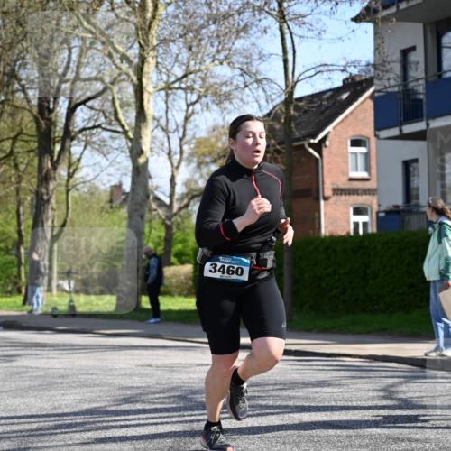 12.04.2026 - 45. Internationalen Wilhelmsburger Insellauf J. Mangold http://msf.ph/oto/9467676 12.04.2026 11:06:19 Ziel 2330, 3460, 4564, 3790, 2495, 3570, 2862, 2863, 5720 meine-sportfotos.de