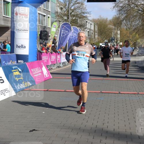 12.04.2026 - 45. Internationalen Wilhelmsburger Insellauf Strokosch-Dieckow http://msf.ph/oto/9467700 12.04.2026 11:02:16 Ziel 3466, 4612, 4019, 4326 meine-sportfotos.de