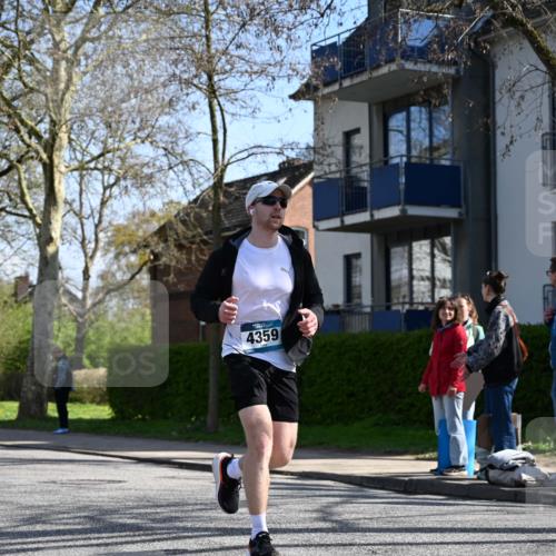 12.04.2026 - 45. Internationalen Wilhelmsburger Insellauf J. Mangold http://msf.ph/oto/9467849 12.04.2026 11:07:07 Ziel 3342, 3885, 2777, 4949, 4359, 2567, 2778, 5806, 3149, 3967, 4856, 3295, 2924 meine-sportfotos.de