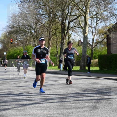 12.04.2026 - 45. Internationalen Wilhelmsburger Insellauf J. Mangold http://msf.ph/oto/9467861 12.04.2026 11:07:12 Ziel 3342, 3885, 2777, 4949, 4359, 2567, 2778, 5806, 3149, 3967, 4856, 3295, 2924, 2660 meine-sportfotos.de