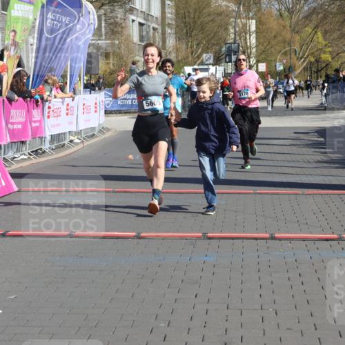 12.04.2026 - 45. Internationalen Wilhelmsburger Insellauf Strokosch-Dieckow http://msf.ph/oto/9467865 12.04.2026 11:02:28 Ziel 2417, 5605, 4613, 3178 meine-sportfotos.de