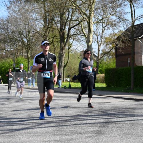 12.04.2026 - 45. Internationalen Wilhelmsburger Insellauf J. Mangold http://msf.ph/oto/9467870 12.04.2026 11:07:12 Ziel 3342, 3885, 2777, 4949, 4359, 2567, 2778, 5806, 3149, 3967, 4856, 3295, 2924, 2660 meine-sportfotos.de