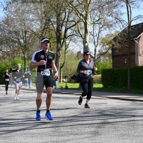 12.04.2026 - 45. Internationalen Wilhelmsburger Insellauf J. Mangold http://msf.ph/oto/9467871 12.04.2026 11:07:12 Ziel 3342, 3885, 2777, 4949, 4359, 2567, 2778, 5806, 3149, 3967, 4856, 3295, 2924, 2660 meine-sportfotos.de