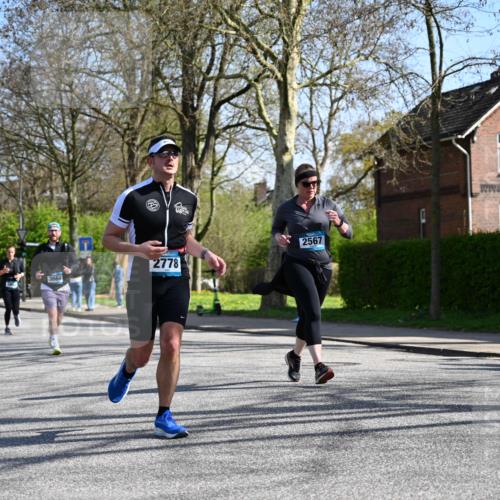 12.04.2026 - 45. Internationalen Wilhelmsburger Insellauf J. Mangold http://msf.ph/oto/9467875 12.04.2026 11:07:13 Ziel 3342, 3885, 2777, 4949, 4359, 2567, 2778, 5806, 3149, 3149, 3967, 4856, 3295, 2924, 2660 meine-sportfotos.de