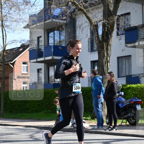 12.04.2026 - 45. Internationalen Wilhelmsburger Insellauf J. Mangold http://msf.ph/oto/9467927 12.04.2026 11:07:20 Ziel 4359, 2567, 2778, 5806, 3149, 3967, 4856, 3295, 2924, 2660 meine-sportfotos.de