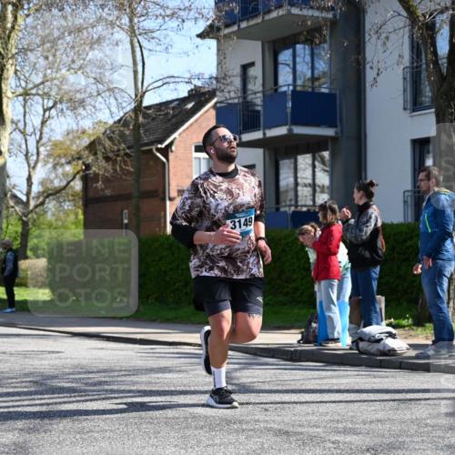 12.04.2026 - 45. Internationalen Wilhelmsburger Insellauf J. Mangold http://msf.ph/oto/9467942 12.04.2026 11:07:24 Ziel 2567, 2778, 5806, 3149, 3967, 4856, 3295, 2924, 2660, 2882, 2864 meine-sportfotos.de