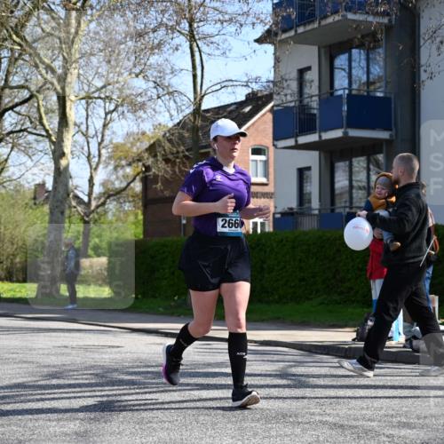 12.04.2026 - 45. Internationalen Wilhelmsburger Insellauf J. Mangold http://msf.ph/oto/9468010 12.04.2026 11:07:41 Ziel 4856, 3295, 2924, 2660, 2882, 2864, 3671, 4956, 3397, 2800, 4977, 3740 meine-sportfotos.de