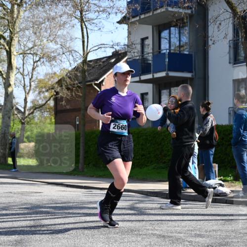 12.04.2026 - 45. Internationalen Wilhelmsburger Insellauf J. Mangold http://msf.ph/oto/9468013 12.04.2026 11:07:41 Ziel 4856, 3295, 2924, 2660, 2882, 2864, 3671, 4956, 3397, 2800, 4977, 3740 meine-sportfotos.de