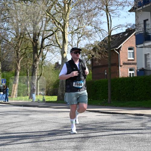 12.04.2026 - 45. Internationalen Wilhelmsburger Insellauf J. Mangold http://msf.ph/oto/9468117 12.04.2026 11:08:14 Ziel 3671, 4956, 3397, 2800, 4977, 3740, 2686, 4624, 3732, 4232, 3569, 5285, 0000, 2142, 4371 meine-sportfotos.de