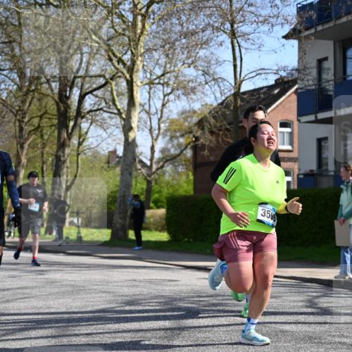 12.04.2026 - 45. Internationalen Wilhelmsburger Insellauf J. Mangold http://msf.ph/oto/9468171 12.04.2026 11:08:37 Ziel 4624, 3732, 4232, 3569, 5285, 0000, 2142, 4371, 3748, 3701, 2050, 4406, 3169, 2699, 3005, 5629, 2620, 2601, 4485 meine-sportfotos.de