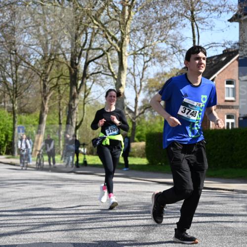12.04.2026 - 45. Internationalen Wilhelmsburger Insellauf J. Mangold http://msf.ph/oto/9468222 12.04.2026 11:08:48 Ziel 5285, 0000, 2142, 4371, 3748, 3701, 2050, 4406, 3169, 2699, 3005, 5629, 2620, 2601, 4485, 3333 meine-sportfotos.de