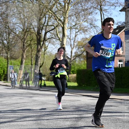 12.04.2026 - 45. Internationalen Wilhelmsburger Insellauf J. Mangold http://msf.ph/oto/9468223 12.04.2026 11:08:48 Ziel 5285, 0000, 2142, 4371, 3748, 3701, 2050, 4406, 3169, 2699, 3005, 5629, 2620, 2601, 4485, 3333 meine-sportfotos.de