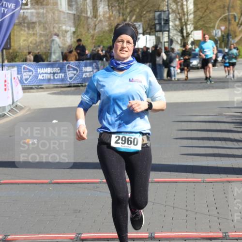 12.04.2026 - 45. Internationalen Wilhelmsburger Insellauf Strokosch-Dieckow http://msf.ph/oto/9468224 12.04.2026 11:19:26 Ziel 2960 meine-sportfotos.de