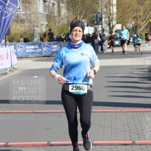 12.04.2026 - 45. Internationalen Wilhelmsburger Insellauf Strokosch-Dieckow http://msf.ph/oto/9468228 12.04.2026 11:19:26 Ziel 2960 meine-sportfotos.de